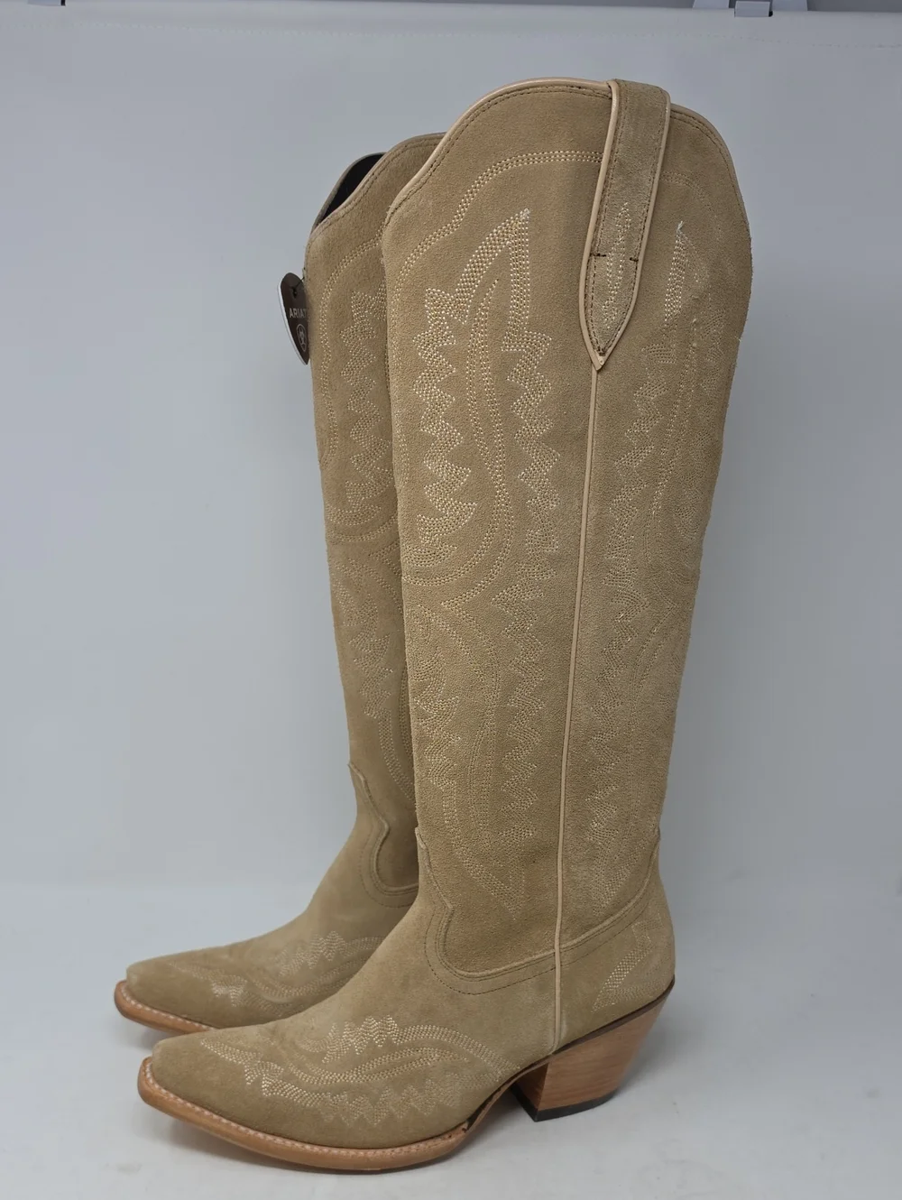 Ariat Women's Casanova Tall Western Boots - Snip Toe Size 9
